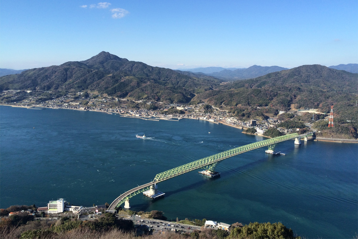 多島美と島の古き良き風景に和む