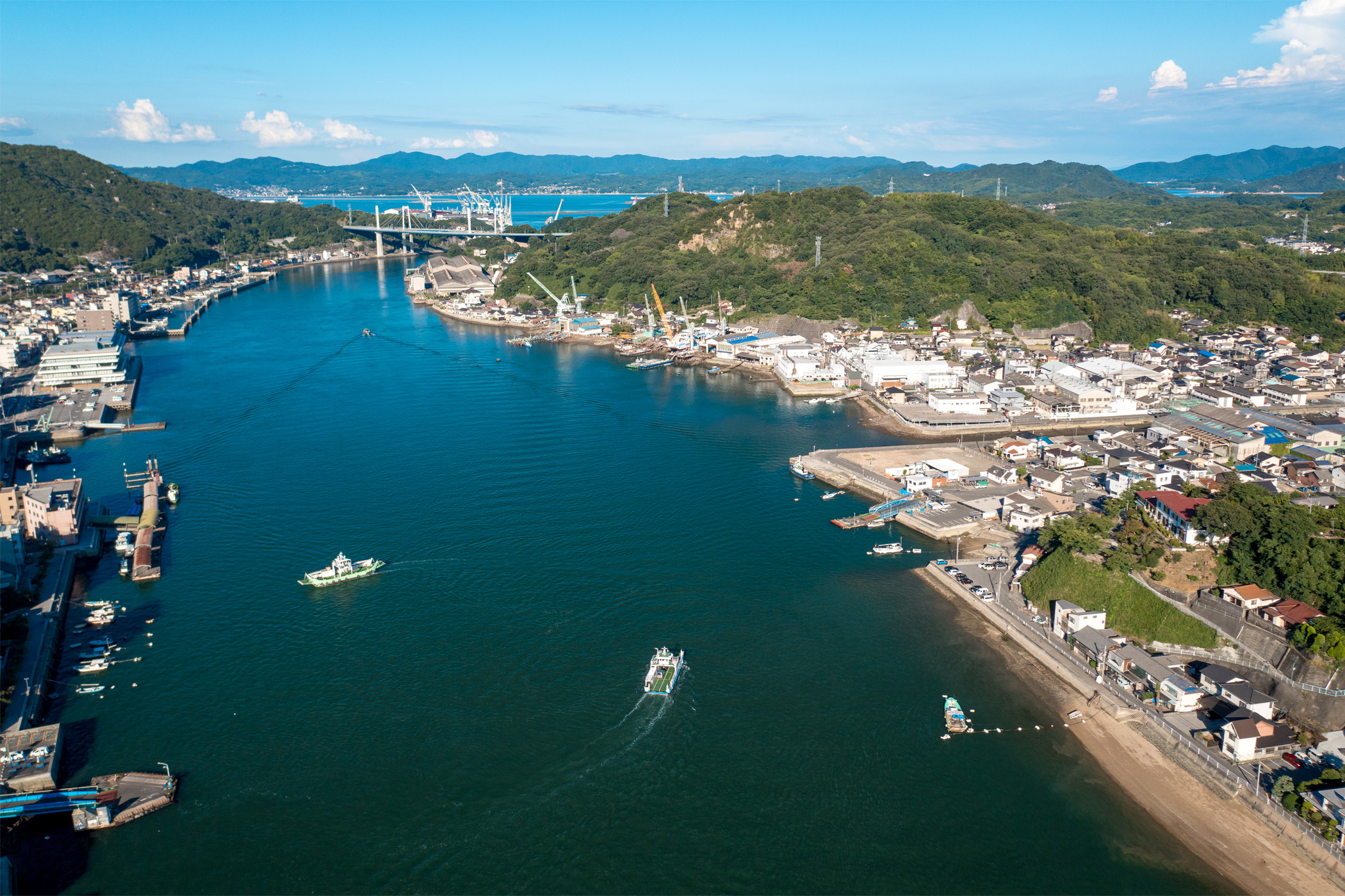 多島美と島の古き良き風景に和む